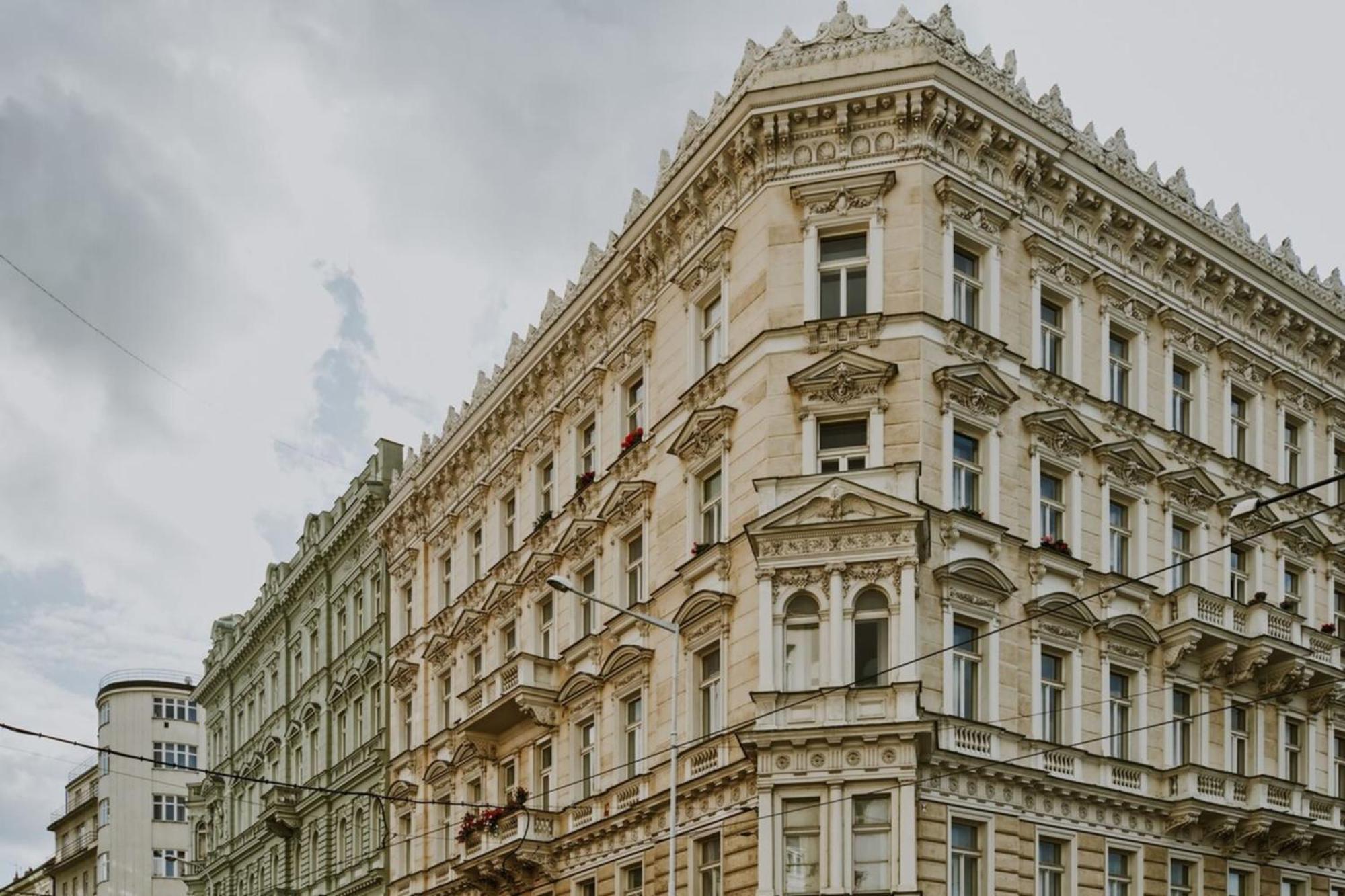 Dream Blue In City Centrewenceslas Sq In Walk Prague Extérieur photo